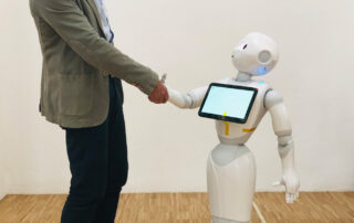 Begrüßung Kommunikationsroboter Pepper