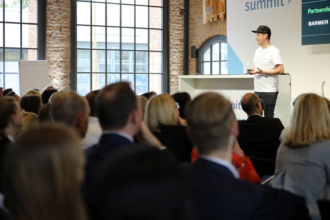 Vortrag von Paul Hadrossek beim Web Summit Vortrag von Paul Hadrossek beim Web Summit