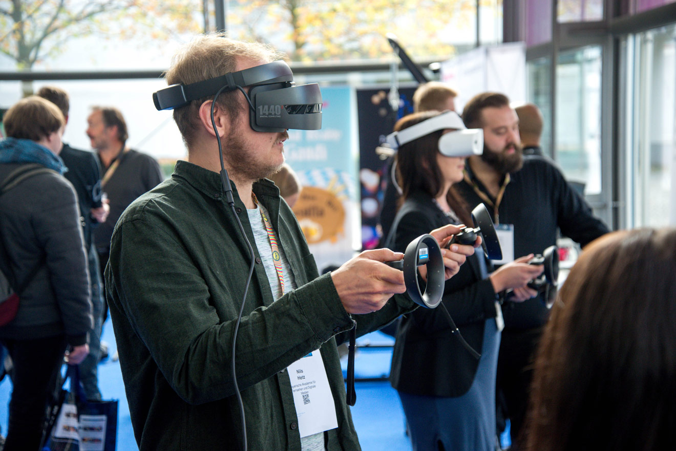 Online shoppen mit VR-Brille Online shoppen mit VR-Brille